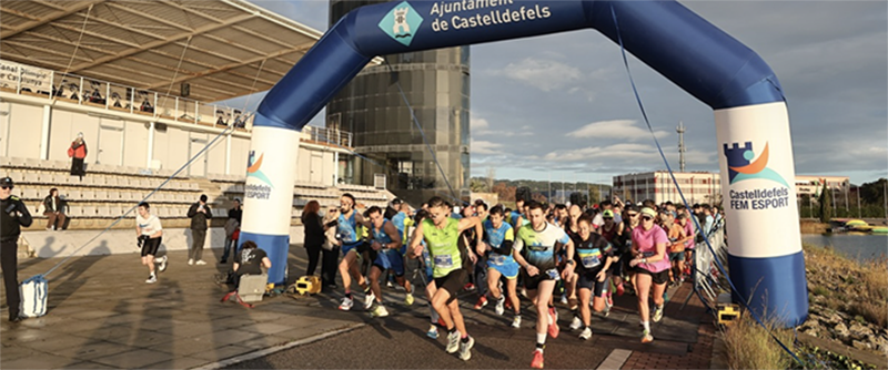 Castelldefels corona els reis del Castell en una Cursa del Capó de rècord